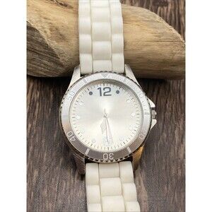 Novelty Inc. Silver and White Silicone Watch New Battery
